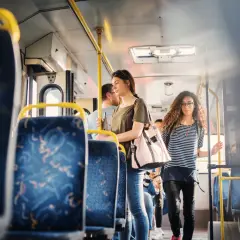 Czy do autobusu można wejść z rowerem? Sprawdź ważne zasady!
