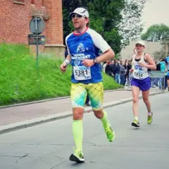Jak przygotować się do maratonu: skuteczne strategie i plany treningowe