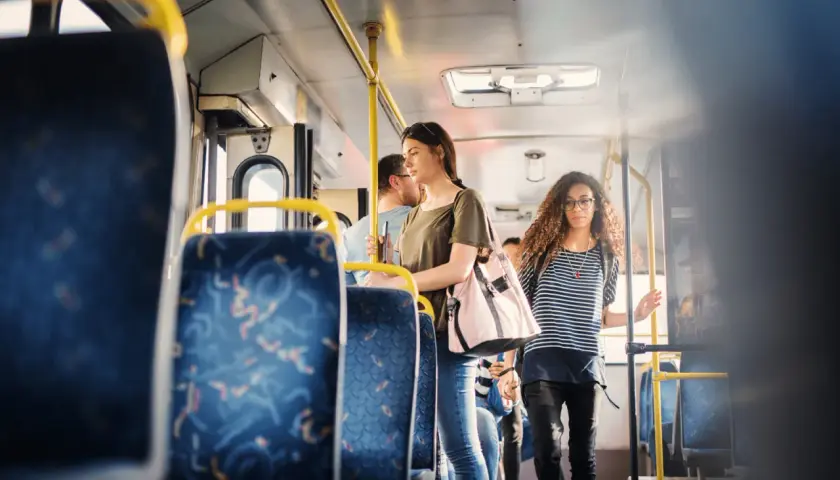 Czy do autobusu można wejść z rowerem? Sprawdź ważne zasady!